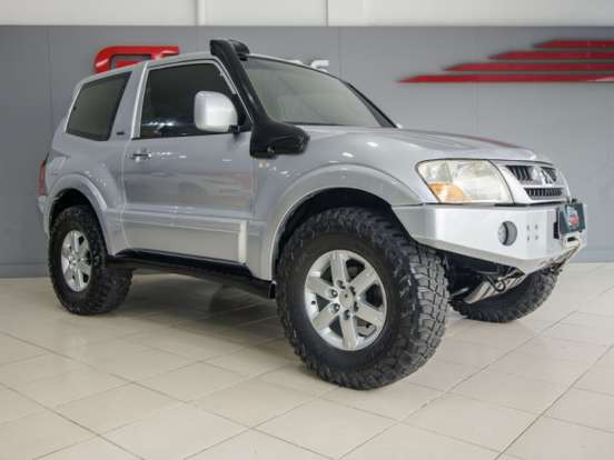 MITSUBISHI-PAJERO FULL-3.8 4X4 V6 24V GASOLINA 2P AUTOMÁTICO MITSUBISHI-PAJERO FULL-2004