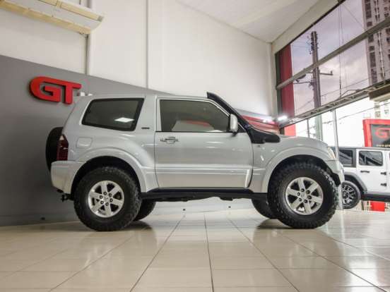 MITSUBISHI-PAJERO FULL-3.8 4X4 V6 24V GASOLINA 2P AUTOMÁTICO MITSUBISHI-PAJERO FULL-2004