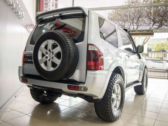 MITSUBISHI-PAJERO FULL-3.8 4X4 V6 24V GASOLINA 2P AUTOMÁTICO MITSUBISHI-PAJERO FULL-2004