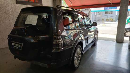 MITSUBISHI-PAJERO FULL-2015