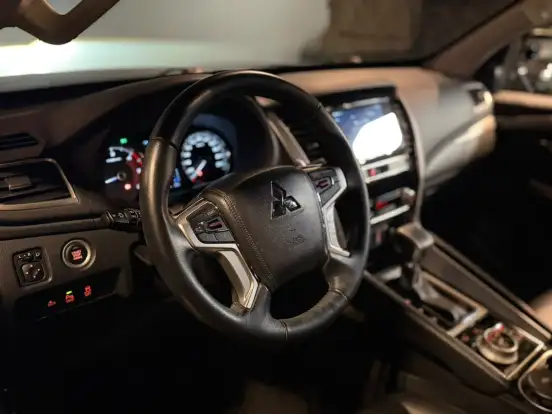 MITSUBISHI-PAJERO SPORT-2022
