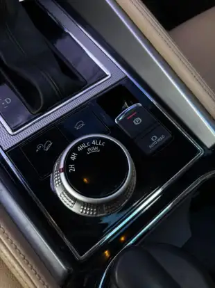 MITSUBISHI-PAJERO SPORT-2021