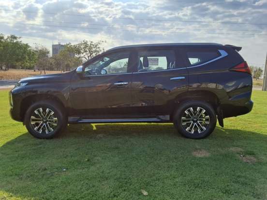 MITSUBISHI-PAJERO SPORT-2023