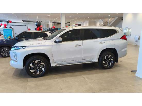 MITSUBISHI-PAJERO SPORT-2.4 16V MIVEC TURBO DIESEL HPE AWD AUTOMÁTICO MITSUBISHI-PAJERO SPORT-2024