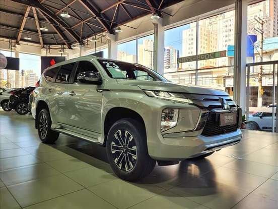 MITSUBISHI-PAJERO SPORT-2.4 16V MIVEC TURBO DIESEL HPE-S AWD AUTOMÁTICO MITSUBISHI-PAJERO SPORT-2022