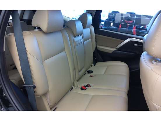 MITSUBISHI-PAJERO SPORT-2.4 16V MIVEC TURBO DIESEL HPE-S AWD AUTOMÁTICO MITSUBISHI-PAJERO SPORT-2023