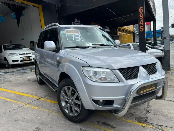 MITSUBISHI PAJERO TR4 2.0 4X2 16V 140CV FLEX 4P AUTOMÁTICO