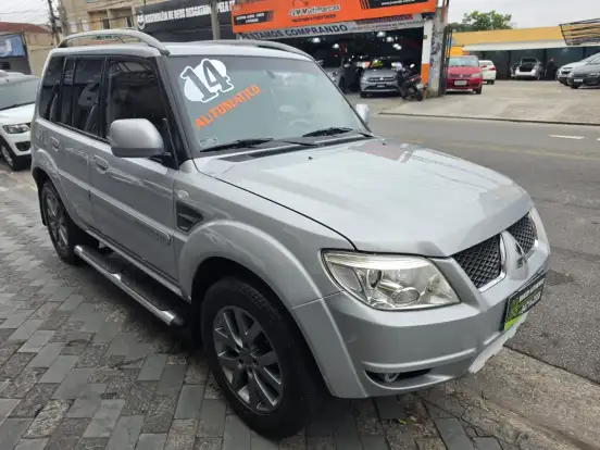MITSUBISHI-PAJERO TR4-2.0 4X2 16V 140CV FLEX 4P AUTOMÁTICO MITSUBISHI-PAJERO TR4-2014