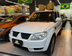 MITSUBISHI PAJERO TR4 2.0 4X2 16V 140CV FLEX 4P MANUAL MITSUBISHI PAJERO TR4 2.0 4X2 16V 140CV FLEX 4P MANUAL