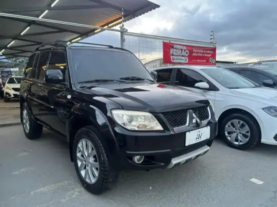 MITSUBISHI-PAJERO TR4-2.0 4X4 16V FLEX 4P MANUAL MITSUBISHI-PAJERO TR4-2011