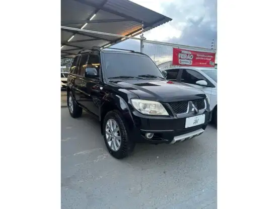 MITSUBISHI-PAJERO TR4-2.0 4X4 16V FLEX 4P MANUAL MITSUBISHI-PAJERO TR4-2011