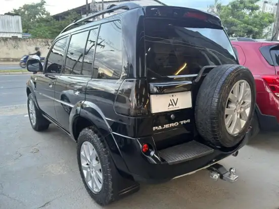 MITSUBISHI-PAJERO TR4-2011
