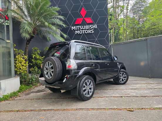 MITSUBISHI-PAJERO TR4-2.0 4X2 16V 140CV FLEX 4P AUTOMÁTICO MITSUBISHI-PAJERO TR4-2012