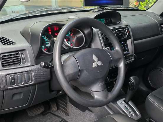 MITSUBISHI-PAJERO TR4-2.0 4X2 16V 140CV FLEX 4P AUTOMÁTICO MITSUBISHI-PAJERO TR4-2012