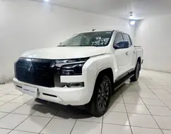 MITSUBISHI TRITON 2.4 BITURBO DIESEL CD HPE 4X4 AUTOMÁTICO MITSUBISHI TRITON 2.4 BITURBO DIESEL CD HPE 4X4 AUTOMÁTICO