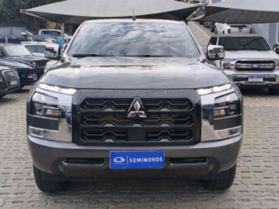 MITSUBISHI-TRITON-2.4 BITURBO DIESEL CD HPE 4X4 AUTOMÁTICO MITSUBISHI-TRITON-2026