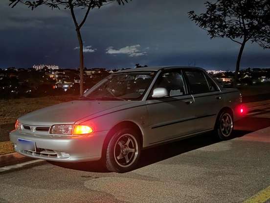 MITSUBISHI-LANCER-1.8 I LS 16V GASOLINA 4P MANUAL MITSUBISHI-LANCER-1993