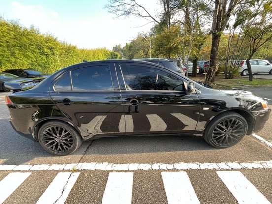 MITSUBISHI-LANCER-2.0 HL-T 16V GASOLINA 4P AUTOMÁTICO MITSUBISHI-LANCER-2018
