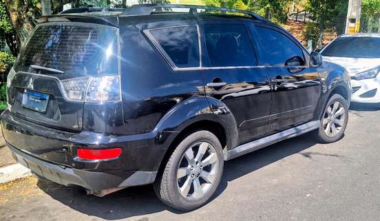 MITSUBISHI-OUTLANDER-2.0 16V GASOLINA 4P AUTOMÁTICO MITSUBISHI-OUTLANDER-2011