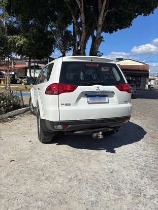MITSUBISHI-PAJERO-3.5 HPE 4X4 7 LUGARES V6 24V FLEX 4P AUTOMÁTICO MITSUBISHI-PAJERO-2015