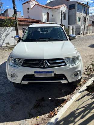 MITSUBISHI-PAJERO-3.5 HPE 4X4 7 LUGARES V6 24V FLEX 4P AUTOMÁTICO MITSUBISHI-PAJERO-2015