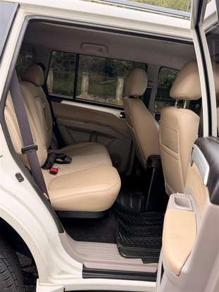 MITSUBISHI-PAJERO DAKAR-2015