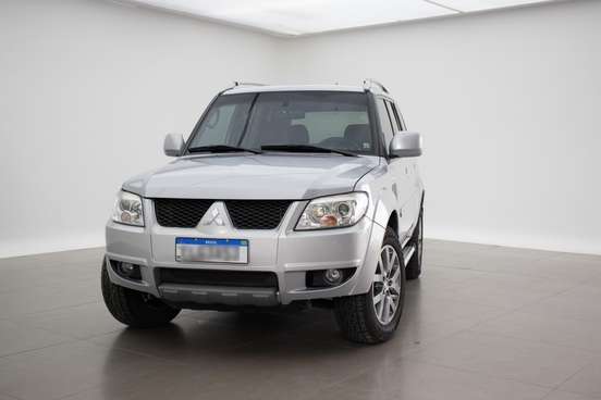 MITSUBISHI-PAJERO TR4-2012