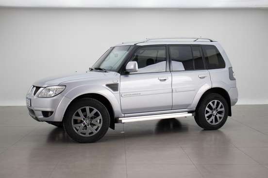 MITSUBISHI-PAJERO TR4-2012