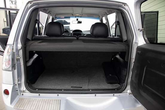 MITSUBISHI-PAJERO TR4-2012