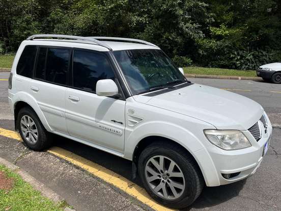 MITSUBISHI-PAJERO TR4-2.0 4X4 16V 140CV FLEX 4P AUTOMÁTICO MITSUBISHI-PAJERO TR4-2012