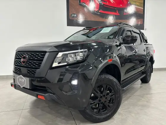 NISSAN FRONTIER 2.3 16V TURBO DIESEL PRO4X CD 4X4 AUTOMÁTICO