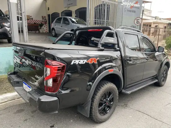 NISSAN-FRONTIER-2022