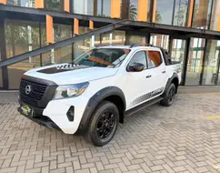 NISSAN FRONTIER 2.3 16V TURBO DIESEL ATTACK CD 4X4 AUTOMÁTICO NISSAN FRONTIER 2.3 16V TURBO DIESEL ATTACK CD 4X4 AUTOMÁTICO