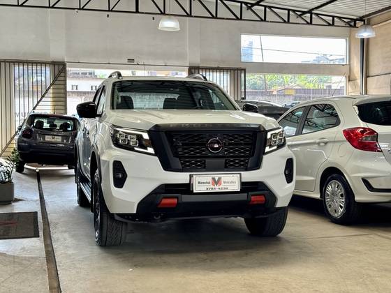 NISSAN FRONTIER 2.3 16V TURBO DIESEL PRO4X CD 4X4 AUTOMÁTICO