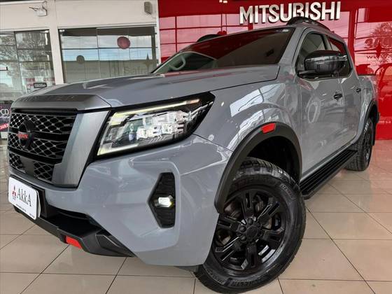 NISSAN FRONTIER 2.3 16V TURBO DIESEL PRO4X CD 4X4 AUTOMÁTICO