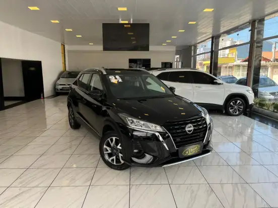 NISSAN-KICKS-2023