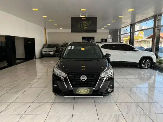 NISSAN-KICKS-2023