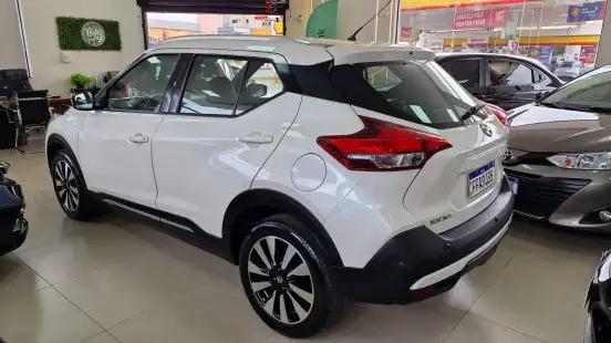 NISSAN-KICKS-2017