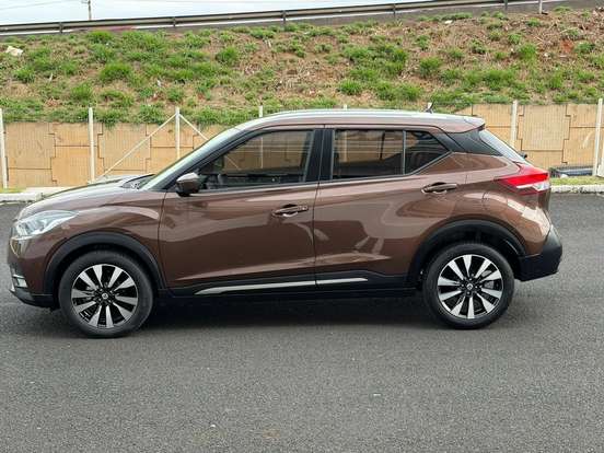NISSAN-KICKS-2020