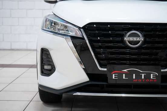 NISSAN-KICKS-2023