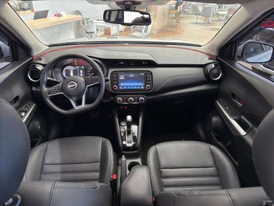 NISSAN-KICKS PLAY-2025