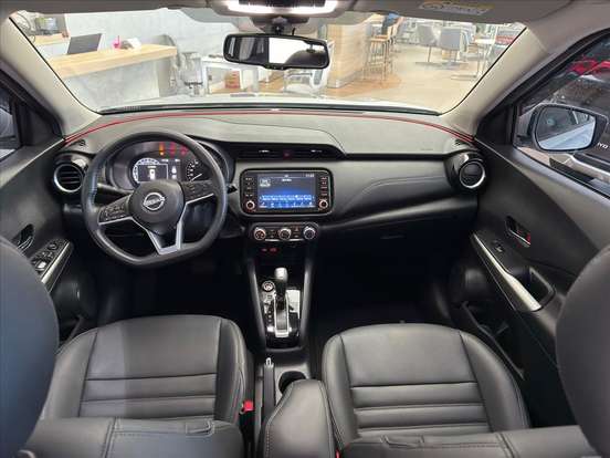NISSAN-KICKS PLAY-2025