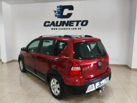 NISSAN-LIVINA-1.8 SL X-GEAR 16V FLEX 4P AUTOMÁTICO NISSAN-LIVINA-2013