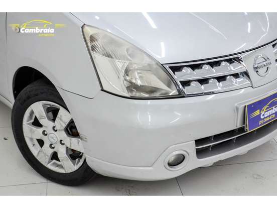 NISSAN-LIVINA-1.6 SL 16V FLEX 4P MANUAL NISSAN-LIVINA-2011