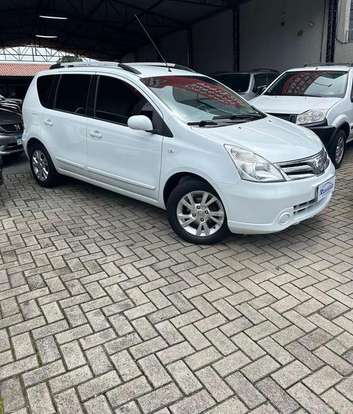 NISSAN-LIVINA-2013