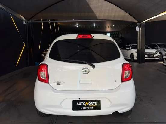 NISSAN-MARCH-2016