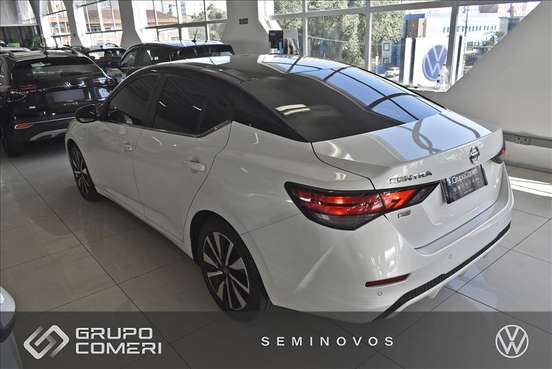 NISSAN-SENTRA-2023