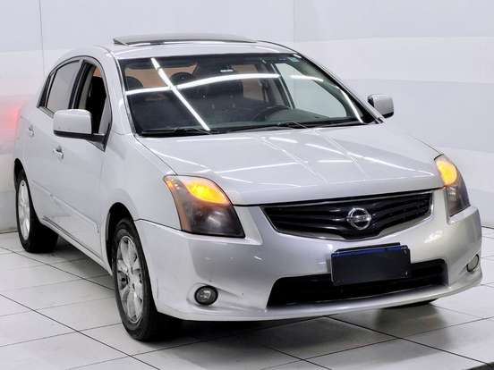 NISSAN-SENTRA-2012
