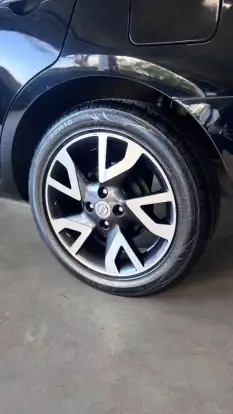 NISSAN-VERSA-2016