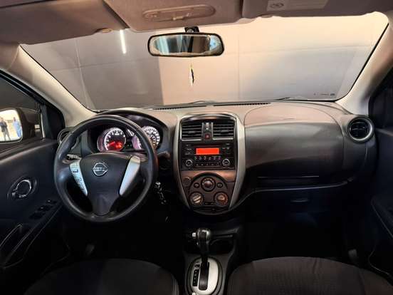 NISSAN-VERSA-1.6 16V FLEXSTART SV 4P XTRONIC NISSAN-VERSA-2017